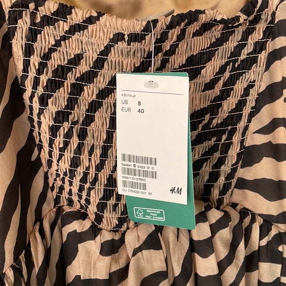 NWT H&M Black Tan Zebra striped mini dress size 8 - Picture 6 of 8